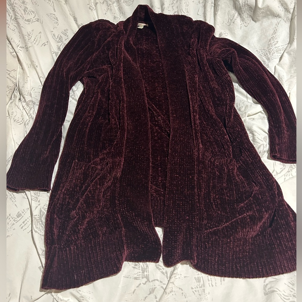 Size XL burgundy cardigan